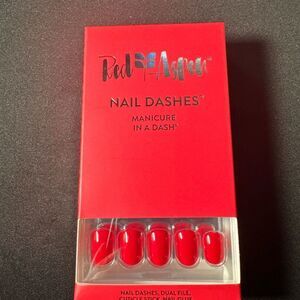 Red Aspen Dashes - Tulips for Tiffani - Manicure Set - NIB
